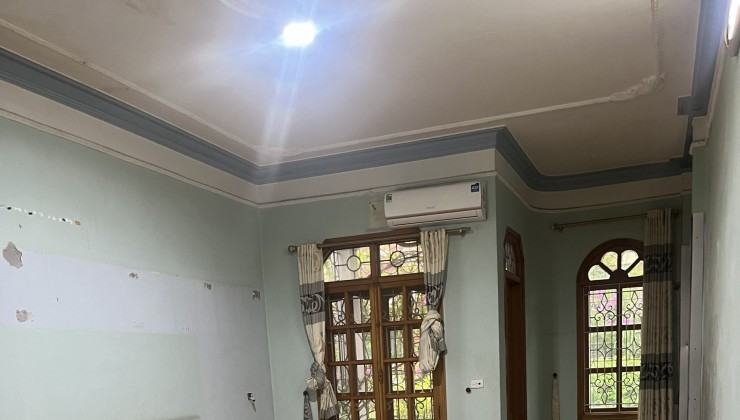 CHO THUÊ NHÀ MẶT PHỐ Ô TÔ TRÁNH GIÁP BÁT, 5 TẦNG, 70M2, MT 6M, 6 NGỦ, 6 WC, 22 TRIỆU